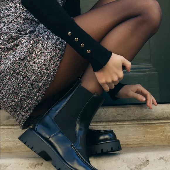 NWT Zara Ruched Ankle Boots in US W 7.5 - Picture 5 of 5